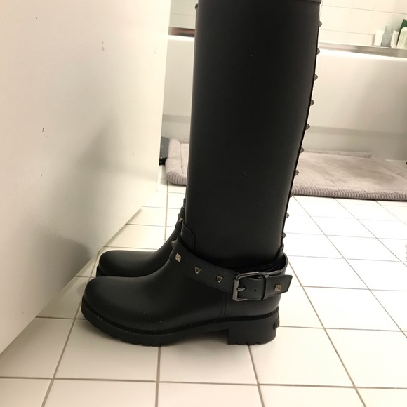 Karl Lagerfeld Black Studded Rubber Wellington Boots - Picture 6 of 7